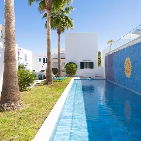 Villa Lira Pure Serenity & Sea Views 3br