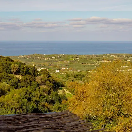 Lira Pure Serenity & Sea Views 3br *