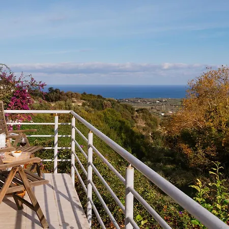 Villa Lira Pure Serenity & Sea Views 3br Rethymno (Crete)