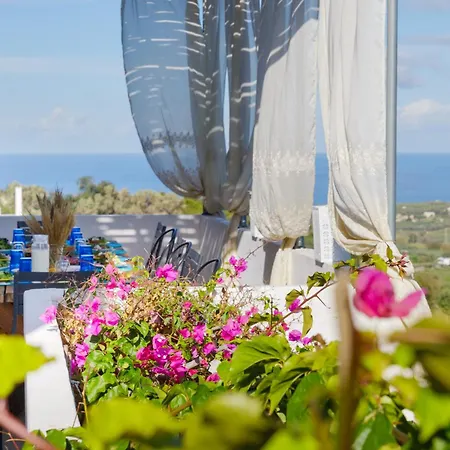 Villa Lira Pure Serenity & Sea Views 3br *
